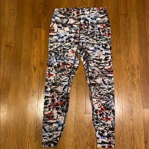 Lululemon high rise wonder under leggings size 10